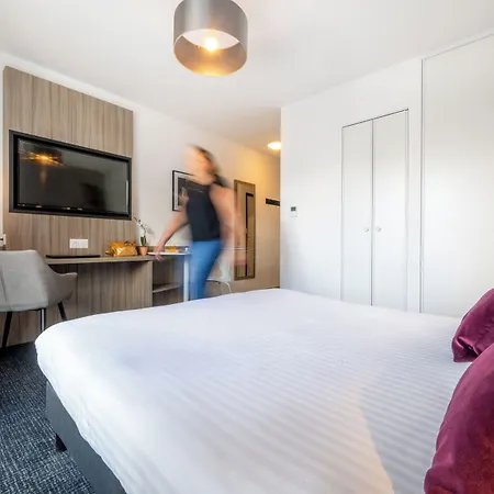 Nemea Grand Coeur Centre 4* ナンシー